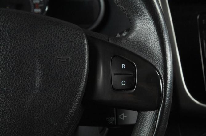 Renault Sandero II с пробегом 2016 года, цена 929 000 рублей, 134600 км, хэтчбек, Автокод Объявления