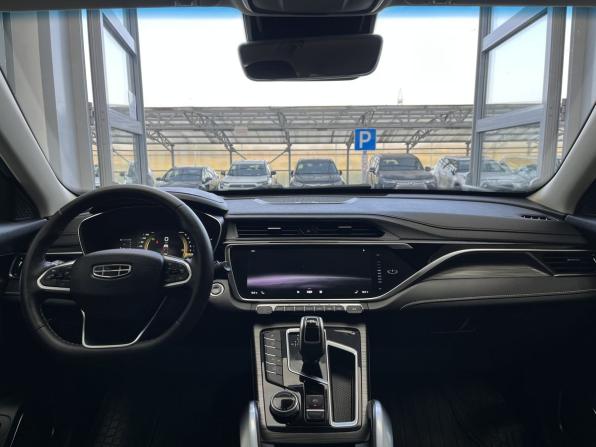 Geely Atlas Pro с пробегом 2023 года, цена 2 100 000 рублей, 33000 км, внедорожник, Автокод Объявления