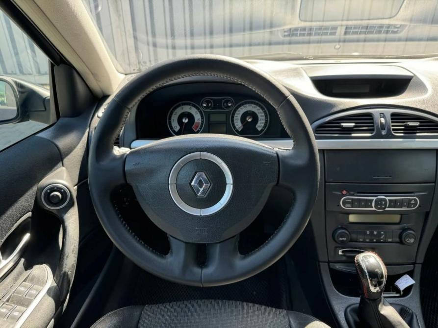 Renault Laguna II Рестайлинг Ростов-на-Дону  - изображение 11