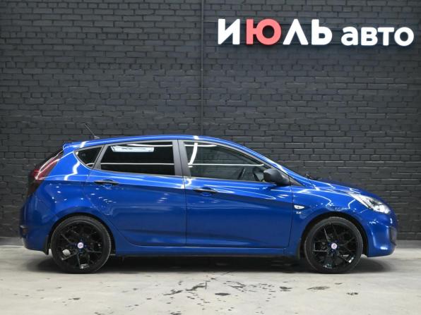 Hyundai Solaris I с пробегом 2014 года, цена 850 000 рублей, 142409 км, хэтчбек, Автокод Объявления