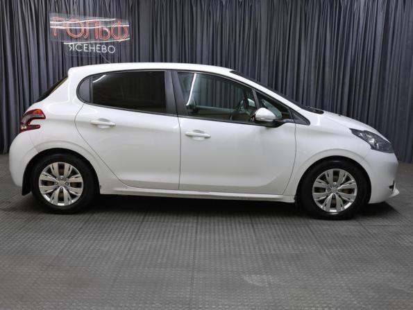 Peugeot 208 I с пробегом 2013 года, цена 749 000 рублей, 131733 км, хэтчбек, Автокод Объявления