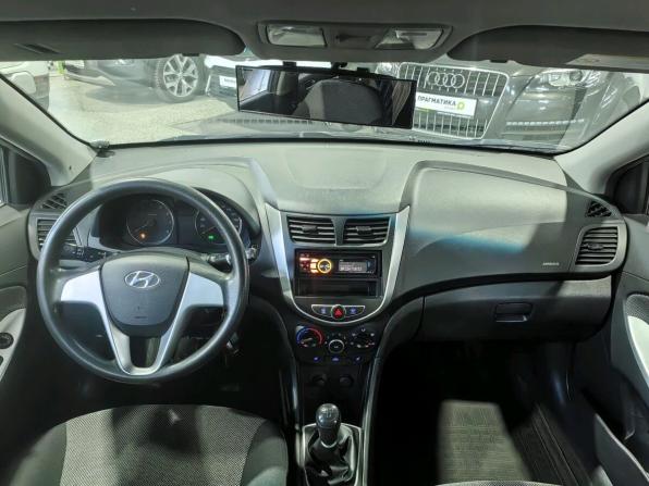 Hyundai Solaris I с пробегом 2011 года, цена 650 000 рублей, 133650 км, седан, Автокод Объявления