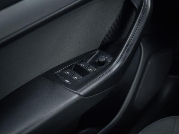 Audi Q3 I (8U) Рестайлинг с пробегом 2014 года, цена 1 840 000 рублей, 148000 км, внедорожник, Автокод Объявления