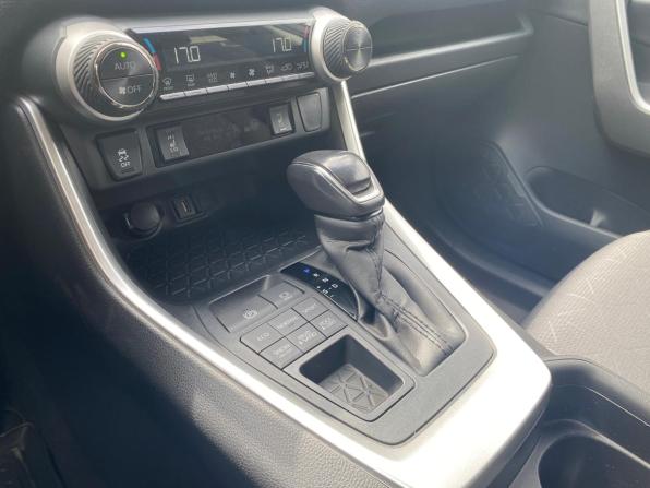 Toyota RAV4 V (XA50) с пробегом 2021 года, цена 3 700 000 рублей, 50000 км, внедорожник, Автокод Объявления