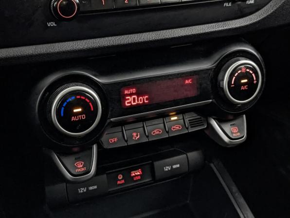 Kia Rio IV с пробегом 2019 года, цена 1 515 000 рублей, 91861 км, хэтчбек, Автокод Объявления