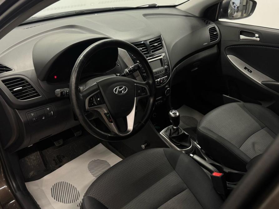 Hyundai Solaris I Рестайлинг Санкт-Петербург  - изображение 9