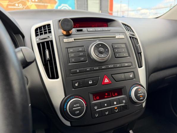 Kia Ceed I с пробегом 2011 года, цена 780 000 рублей, 182932 км, хэтчбек, Автокод Объявления