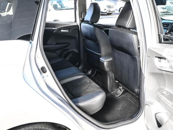Honda Shuttle II с пробегом 2019 года, цена 1 484 000 рублей, 121170 км, универсал, Автокод Объявления