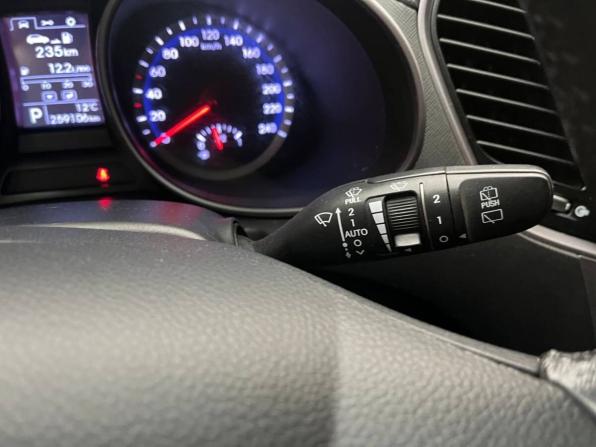 Hyundai Santa Fe III с пробегом 2012 года, цена 1 193 300 рублей, 257681 км, внедорожник, Автокод Объявления