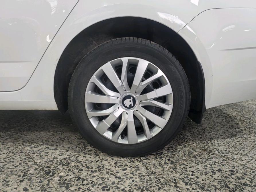 Skoda Octavia III (A7) Рестайлинг Санкт-Петербург  - изображение 13