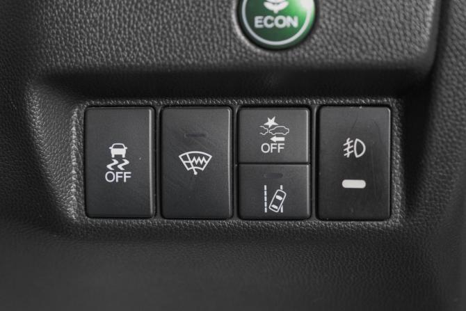 Honda Fit III Рестайлинг с пробегом 2019 года, цена 1 249 000 рублей, 172000 км, хэтчбек, Автокод Объявления