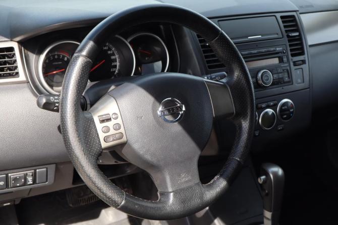 Nissan Tiida I Рестайлинг с пробегом 2011 года, цена 679 000 рублей, 156000 км, хэтчбек, Автокод Объявления