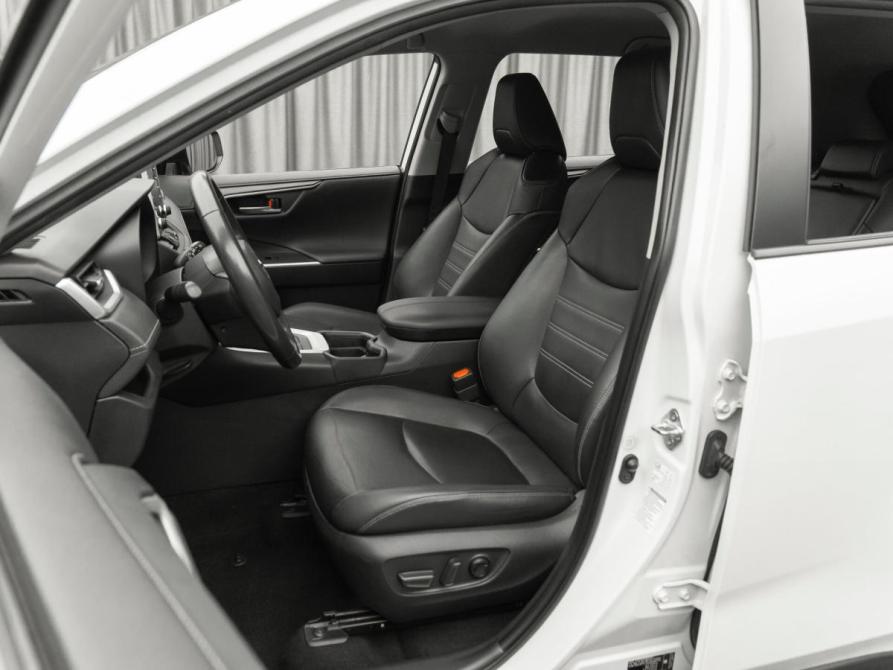 Toyota RAV4 V (XA50) Москва  - изображение 9