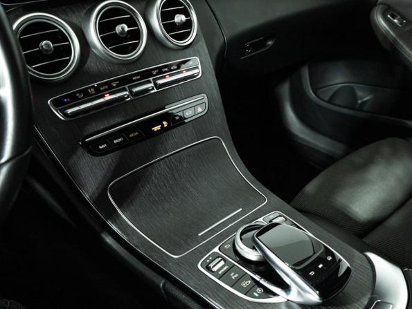 Mercedes-Benz C-Класс IV (W205) Рестайлинг с пробегом 2020 года, цена 2 599 700 рублей, 135663 км, седан, Автокод Объявления