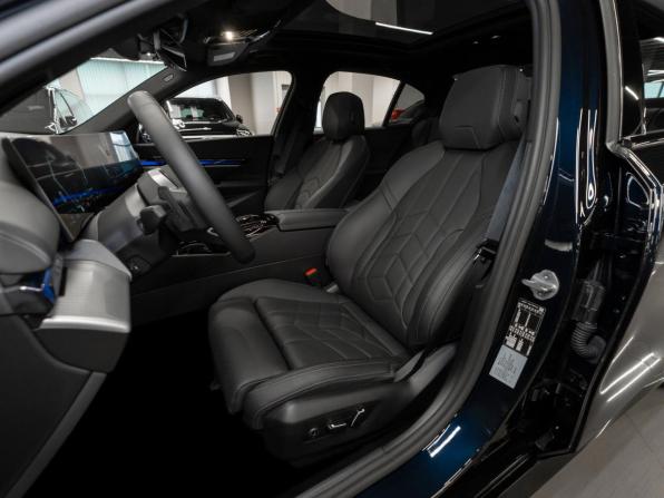BMW 5 серии VIII (G60/G61/G68) с пробегом 2025 года, цена 7 600 000 рублей, 7277 км, седан, Автокод Объявления