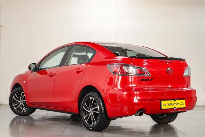 Mazda 3 II (BL) Рестайлинг с пробегом 2012 года, цена 1 079 000 рублей, 184000 км, седан, Автокод Объявления