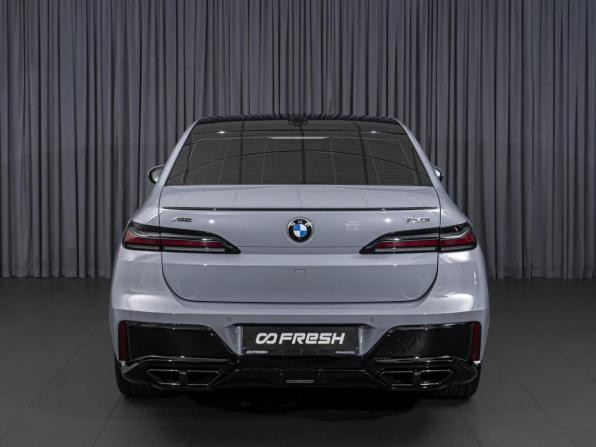 BMW 7 серии VII (G70) с пробегом 2023 года, цена 15 339 000 рублей, 18179 км, седан, Автокод Объявления
