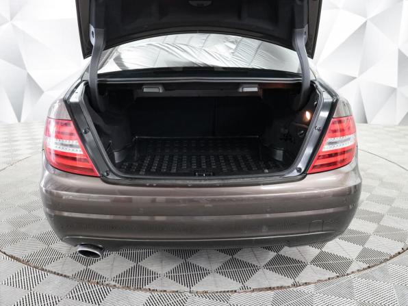 Mercedes-Benz C-Класс III (W204) Рестайлинг с пробегом 2013 года, цена 1 585 000 рублей, 190000 км, седан, Автокод Объявления