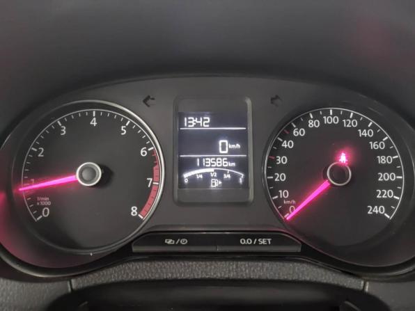 Volkswagen Polo V Рестайлинг с пробегом 2017 года, цена 930 000 рублей, 113585 км, седан, Автокод Объявления