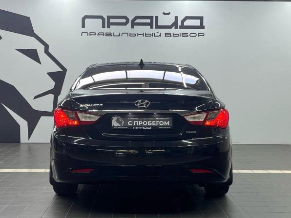 Hyundai Sonata VI (YF) с пробегом 2010 года, цена 1 209 900 рублей, 175600 км, седан, Автокод Объявления
