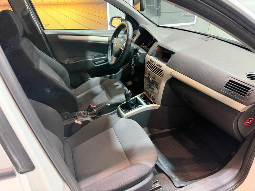 Opel Astra H Рестайлинг Таганрог  - изображение 17