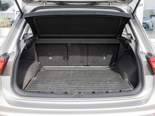 Volkswagen Tiguan II Рестайлинг с пробегом 2021 года, цена 2 745 000 рублей, 34798 км, внедорожник, Автокод Объявления