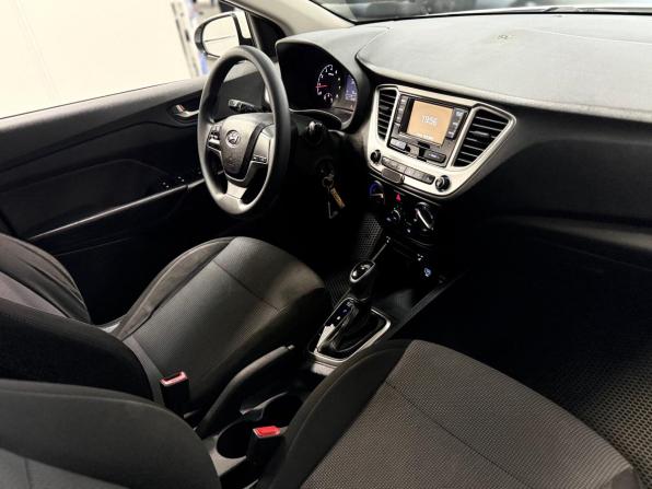 Hyundai Solaris II с пробегом 2019 года, цена 1 199 000 рублей, 135000 км, седан, Автокод Объявления