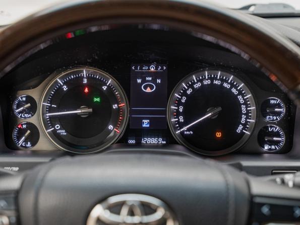 Toyota Land Cruiser 200 Series Рестайлинг 2 с пробегом 2020 года, цена 6 990 000 рублей, 128869 км, внедорожник, Автокод Объявления
