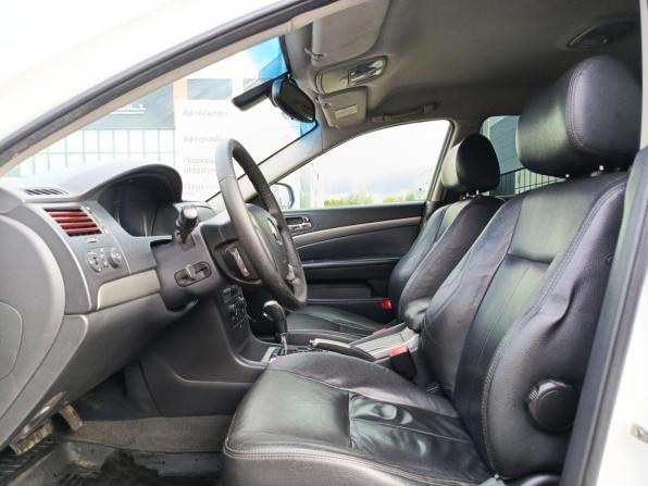 Chevrolet Epica V250 Рестайлинг с пробегом 2011 года, цена 522 000 рублей, 300000 км, седан, Автокод Объявления