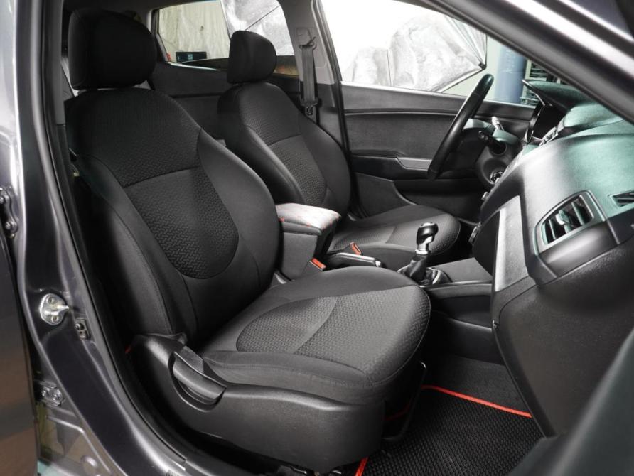 Kia Rio III Рестайлинг Воронеж  - изображение 8