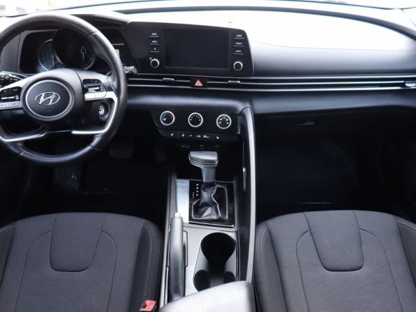 Hyundai Elantra VII (CN7) с пробегом 2021 года, цена 1 650 000 рублей, 156376 км, седан, Автокод Объявления