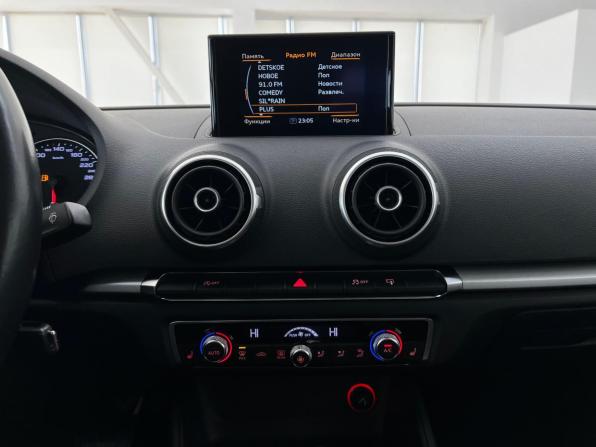 Audi A3 III (8V) с пробегом 2015 года, цена 1 580 000 рублей, 130684 км, седан, Автокод Объявления