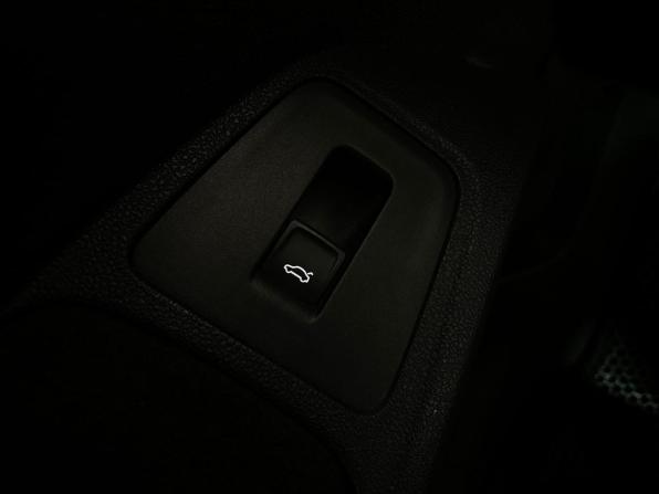 Volkswagen Tiguan II с пробегом 2019 года, цена 2 488 000 рублей, 117887 км, внедорожник, Автокод Объявления