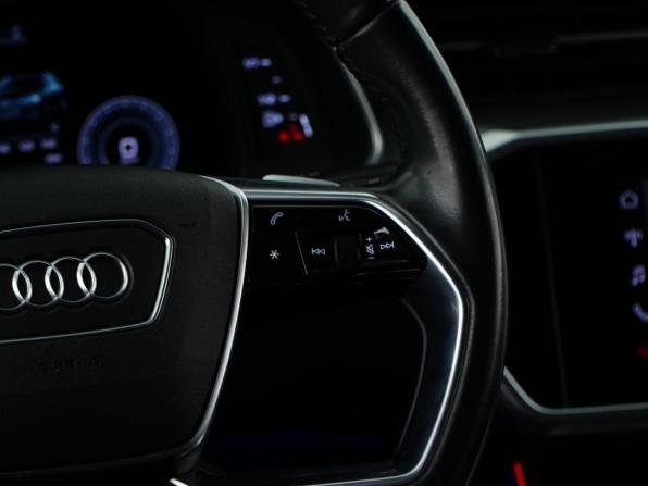 Audi A6 V (C8) с пробегом 2020 года, цена 3 489 050 рублей, 160894 км, седан, Автокод Объявления