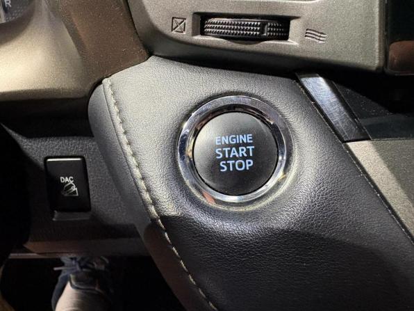 Toyota RAV4 IV (XA40) с пробегом 2014 года, цена 1 550 000 рублей, 239638 км, внедорожник, Автокод Объявления