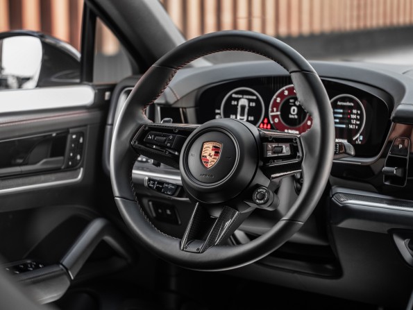 Новый Porsche Cayenne III Рестайлинг 2024 года, цена 26 700 000 рублей, внедорожник, Автокод Объявления