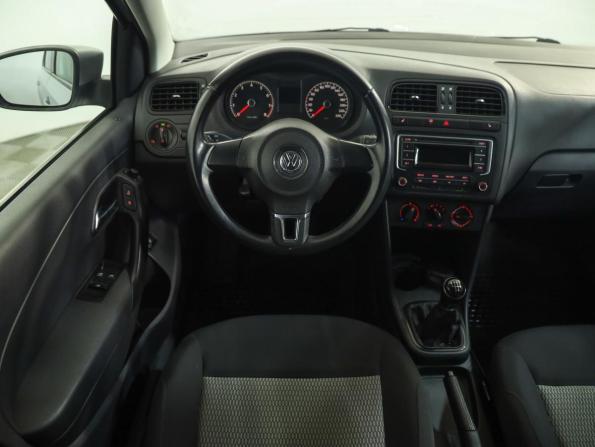 Volkswagen Polo V с пробегом 2014 года, цена 989 000 рублей, 139158 км, седан, Автокод Объявления