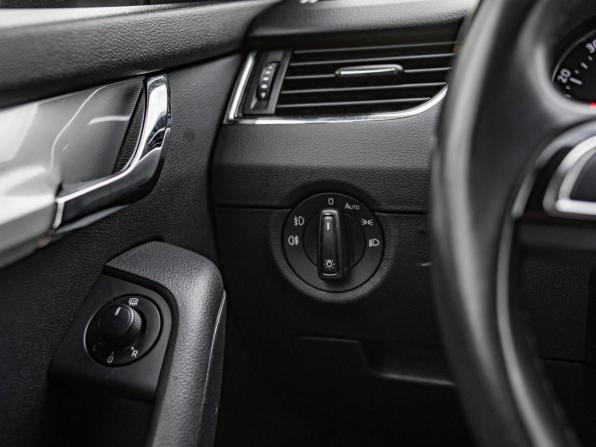 Skoda Octavia III (A7) с пробегом 2013 года, цена 855 000 рублей, 193043 км, лифтбек, Автокод Объявления