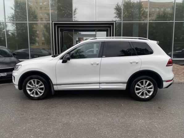 Volkswagen Touareg II Рестайлинг с пробегом 2017 года, цена 2 959 000 рублей, 231090 км, внедорожник, Автокод Объявления