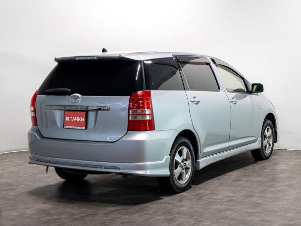 Toyota Wish I с пробегом 2004 года, цена 825 000 рублей, 299999 км, компактвэн, Автокод Объявления