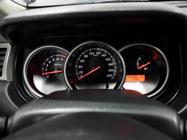 Nissan Tiida I Рестайлинг с пробегом 2011 года, цена 686 000 рублей, 194803 км, седан, Автокод Объявления