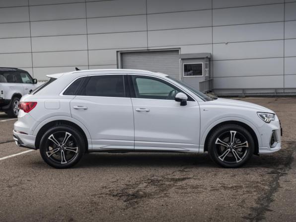 Audi Q3 II (F3) с пробегом 2022 года, цена 4 179 000 рублей, 45846 км, внедорожник, Автокод Объявления