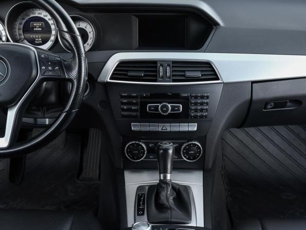 Mercedes-Benz C-Класс III (W204) Рестайлинг с пробегом 2013 года, цена 1 398 000 рублей, 200401 км, седан, Автокод Объявления