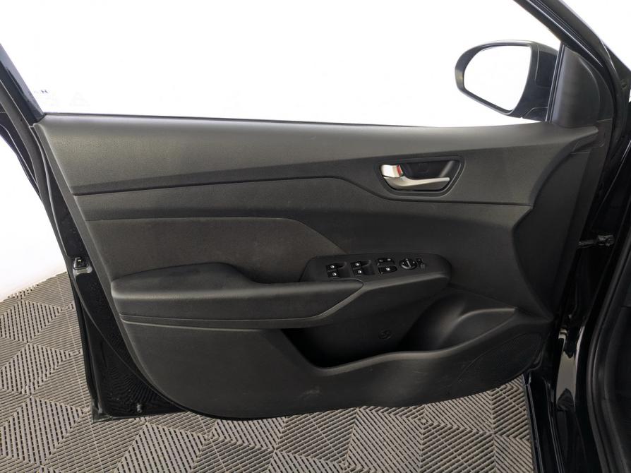 Hyundai Solaris II Москва  - изображение 19