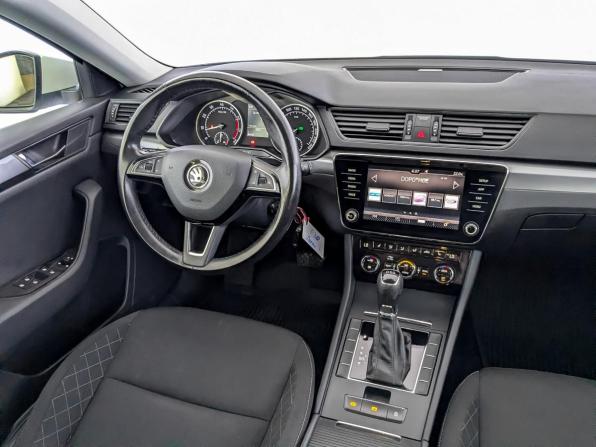 Skoda Superb III с пробегом 2019 года, цена 2 300 000 рублей, 94130 км, лифтбек, Автокод Объявления
