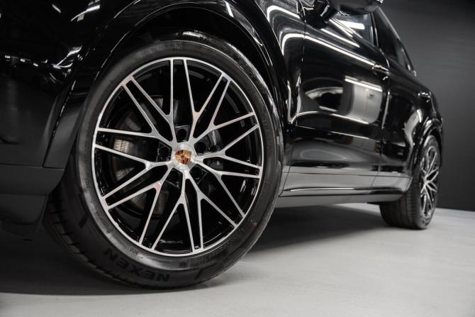 Новый Porsche Cayenne III Рестайлинг 2026 года, цена 16 950 000 рублей, внедорожник, Автокод Объявления