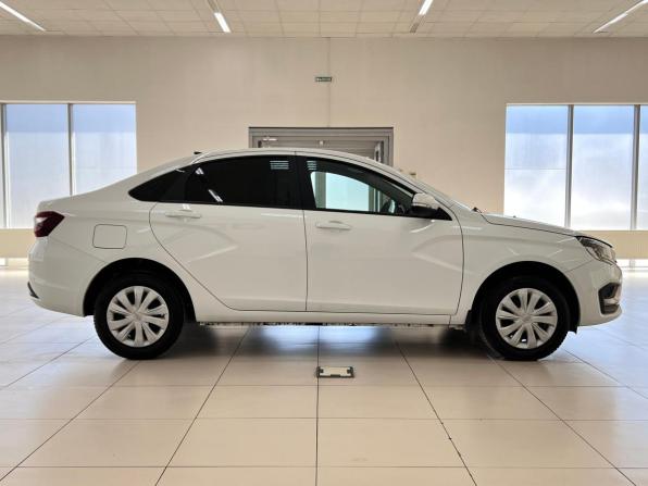 Lada (ВАЗ) Vesta I Рестайлинг (NG) с пробегом 2024 года, цена 1 495 000 рублей, 5256 км, седан, Автокод Объявления