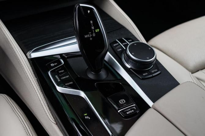 BMW 5 серии VII (G30/G31/G38) Рестайлинг с пробегом 2020 года, цена 5 700 000 рублей, 105035 км, седан, Автокод Объявления