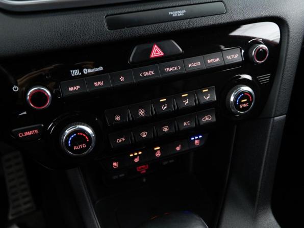 Kia Sportage IV Рестайлинг с пробегом 2021 года, цена 2 599 050 рублей, 151258 км, внедорожник, Автокод Объявления