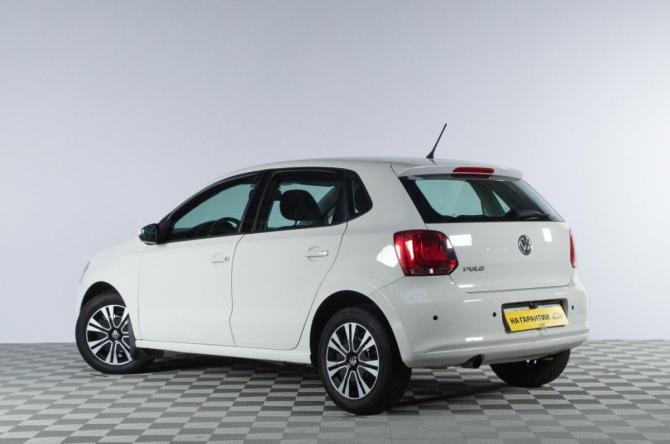 Volkswagen Polo V с пробегом 2012 года, цена 949 000 рублей, 61000 км, хэтчбек, Автокод Объявления